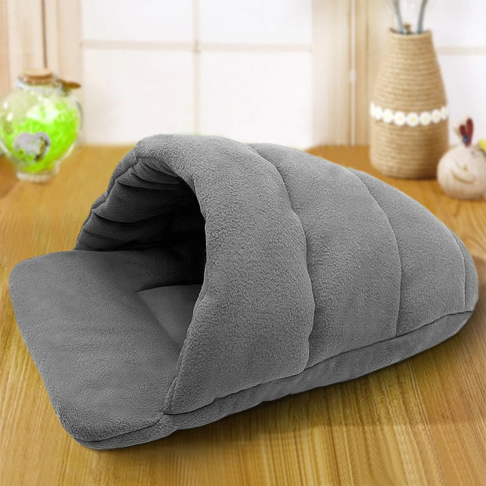 Snuggle Haven: Winter Warmth in Polar Fleece Dog Beds - Heated Mat Slippers, Kennel House for Cats - Sleeping Bag Nest Cave Bed for Ultimate Coziness!