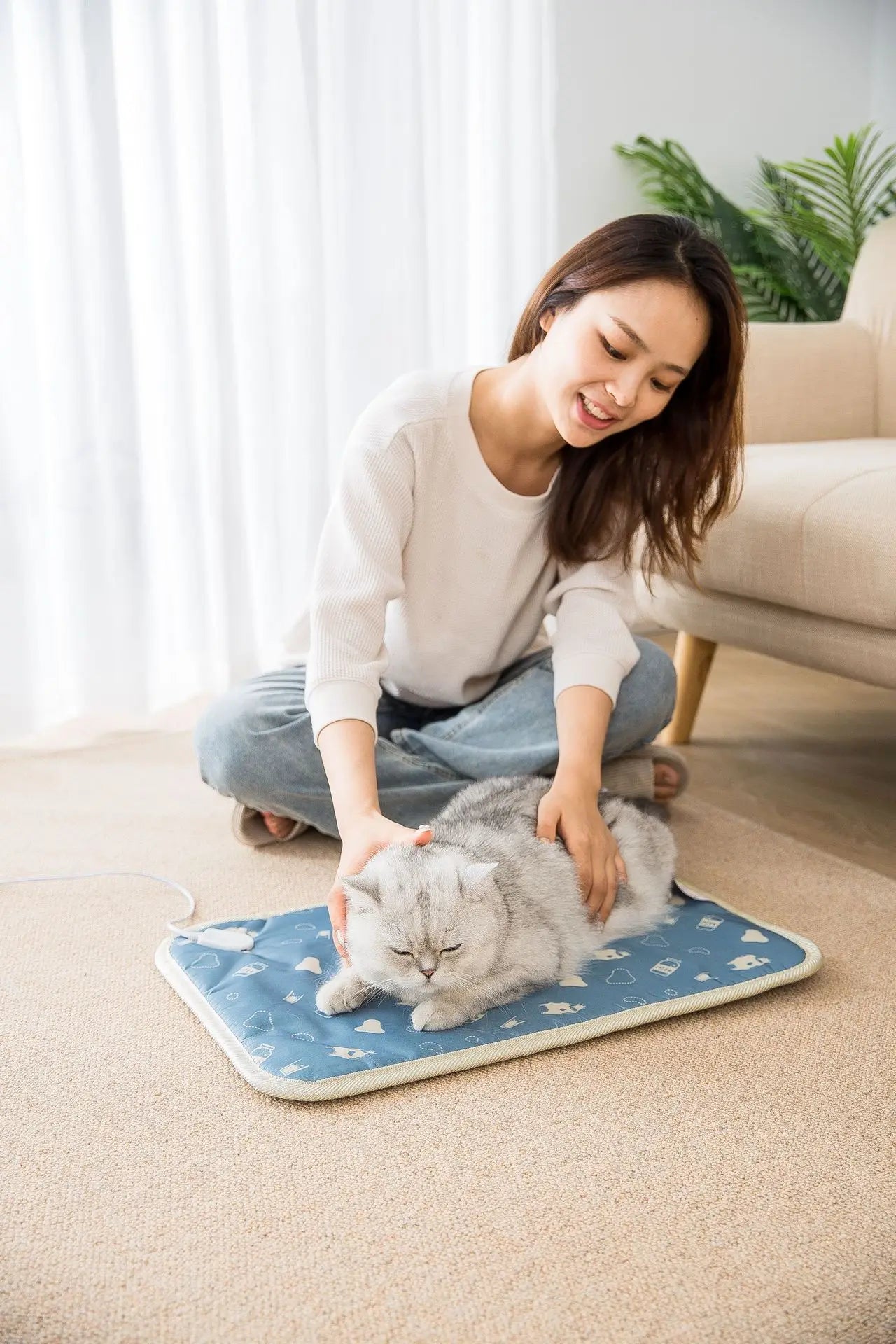 Animal Bed Heater Mat - 3 Gear Winter Warmer for Cats & Dogs! Pet Plush Electric Blanket & Heated Seat for Cold Seasons