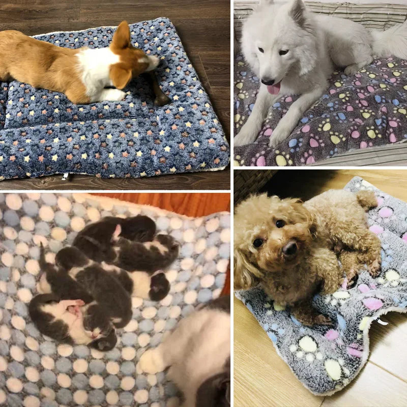 Snuggle Haven: Flannel Thickened Dog Bed Mat for Winter Warmth - Perfect Pet Sleeping Mat for Dogs and Cats of All Sizes! Get Your Cozy Pet Blanket Now!