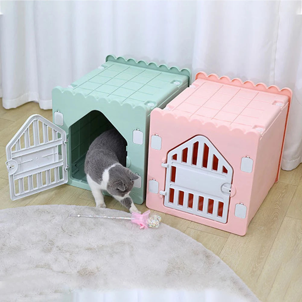 Plastic Feral Cat Shelter Stackable Pet Shelter for Cats Waterproof Indoor Cat House with Escape Door for Outdoor Indoor